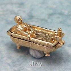 14k gold vintage BATH TUB WITH WOMAN charm OPENS