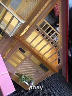 1979 Barbie Dream House A Frame Original Furniture Jeep Scooter Bath Tub Kitchen