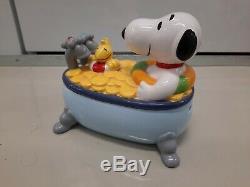 A very rare Snoopy Peanuts Woodstock Schulz money bank coin box bath tub bathtub
