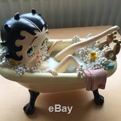Extremely Rare! Betty Boop in Bath Tub Figurine Statue