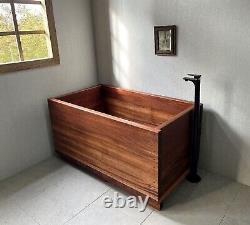 Ofuro Wooden Soaking Bathtub Mahogany Sipo Wood Customizable