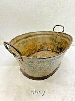 Old Vintage Rare Handmade Oval Shape Iron Baby Bath Tub For Multipurpose Use
