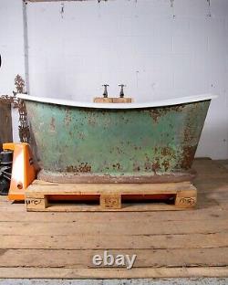 Rare Antique 19th Century French Cast Iron Freestanding Restored Bathtub